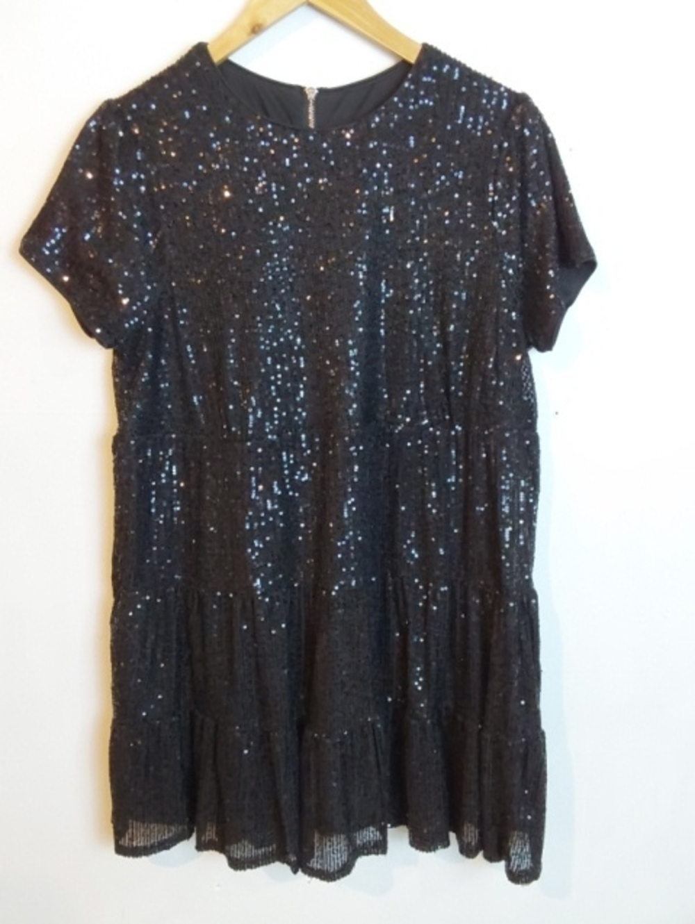 Lulus| Womens Black Sequin Short Sleeve Baby Doll Tiered  Party Dress Sparkle L